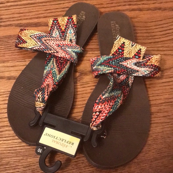 bass pro shop flip flops